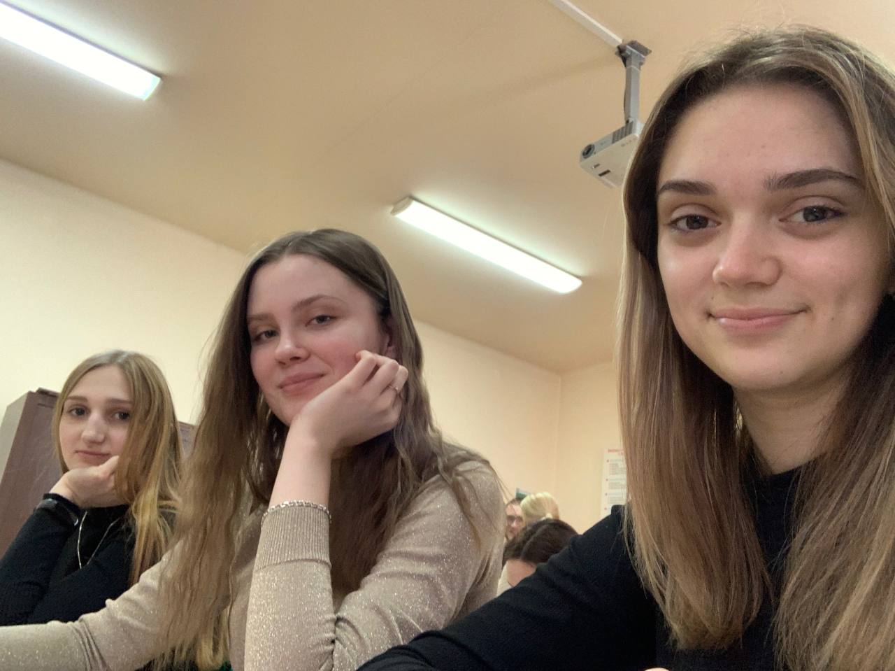 Участь у програмі академічної мобільності передбачає залучення наших студенток до відвідування занять, що проводяться для здобувачів спеціальності Filologia Polska